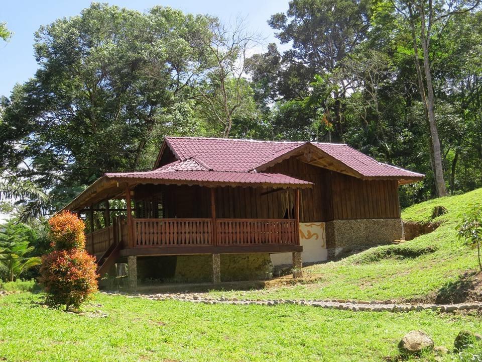 Hotel Batu Kapal Jungle Houses Berastagi Exteriér fotografie